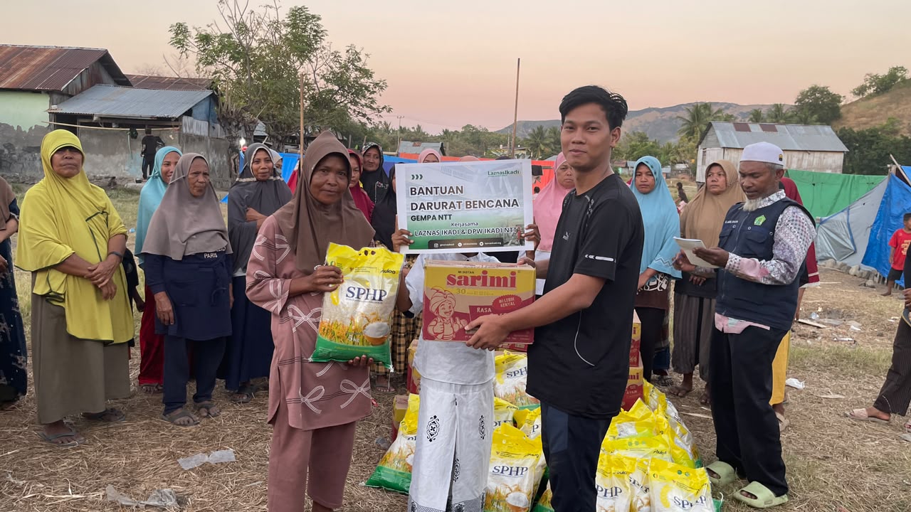 Peduli Bencana NTT, Laznas Ikadi Terjunkan 8 Relawan ke Lokasi Bencana